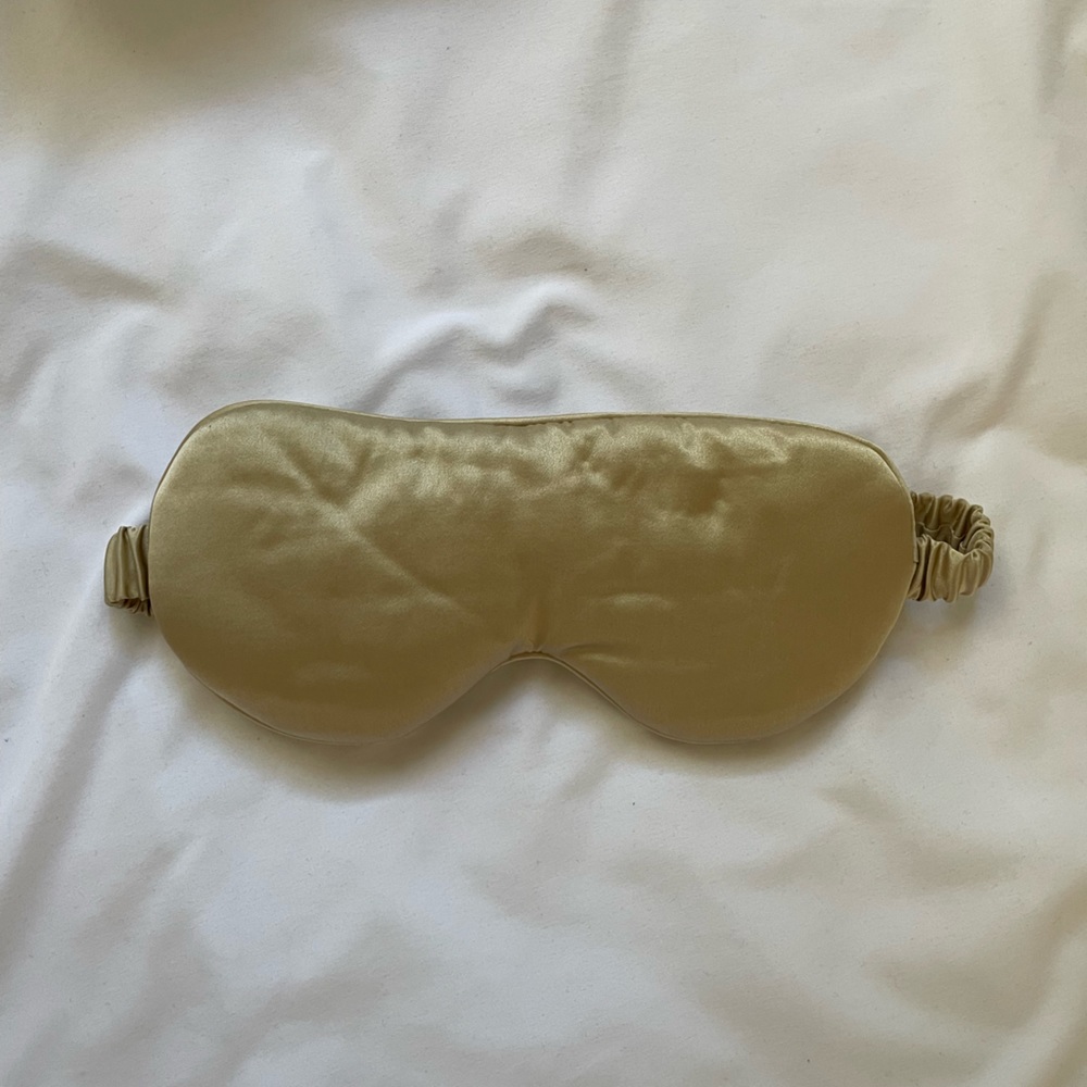 Saatva silk eye mask